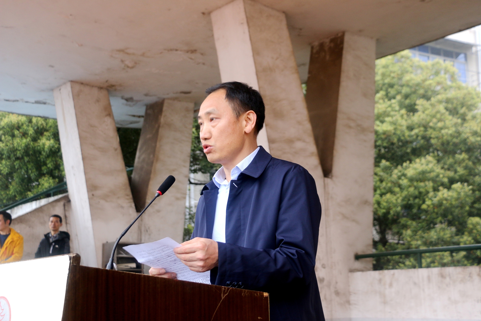 远足君山青春飞扬岳阳市一中岳州中学高一年级联合开展